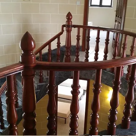 Apartment Lapsi 2